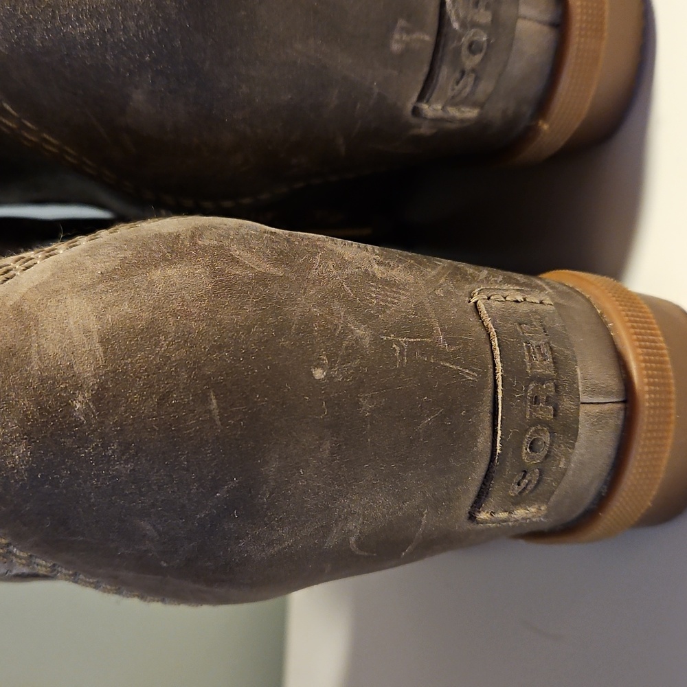 Sorel Women's Gray/Tan Wedge Boots - Picture 6 of 11